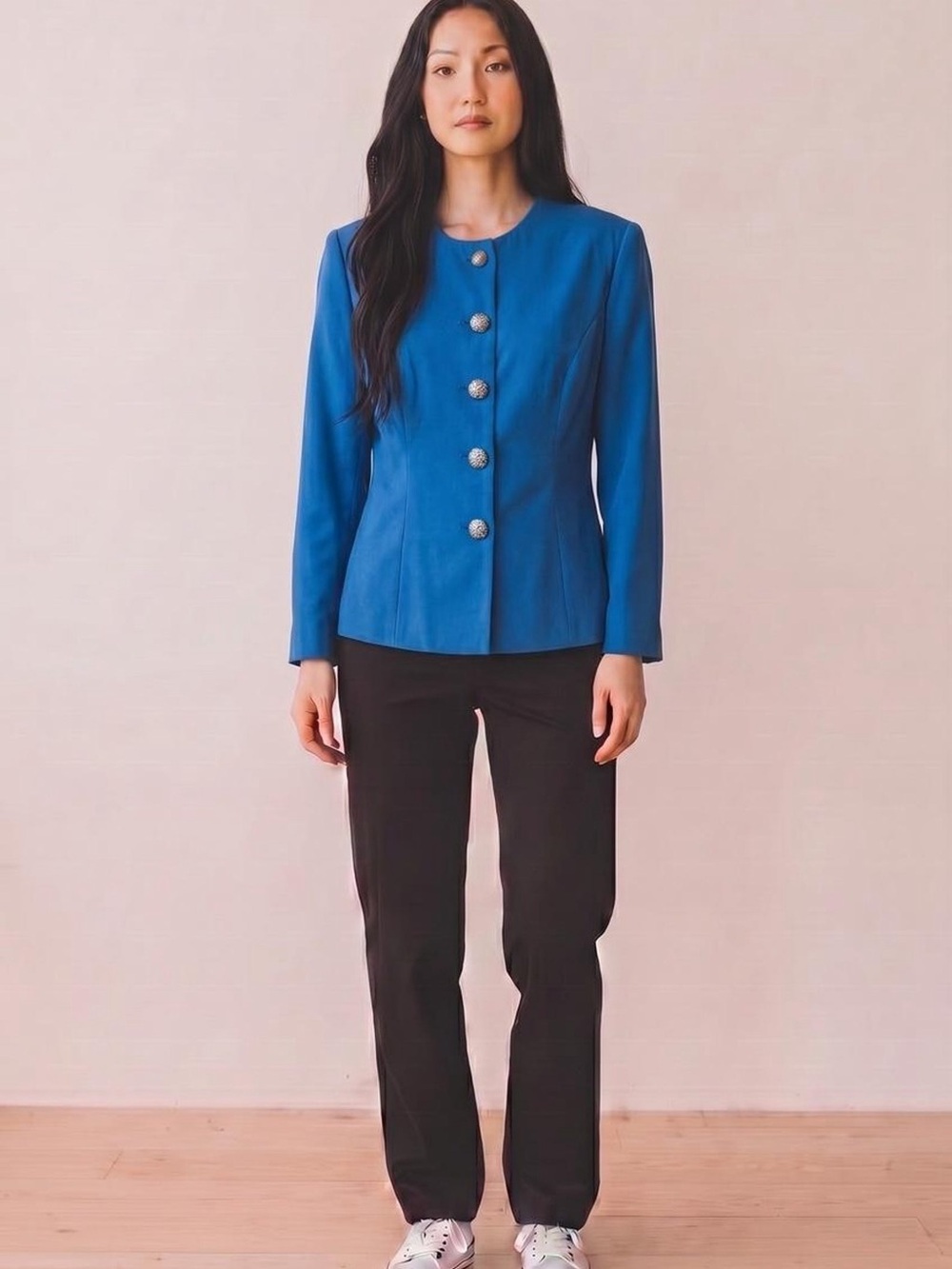 Vintage 1980’s Leslie Fay Blazer
Blue Women's Tailored Button-Front Jacket